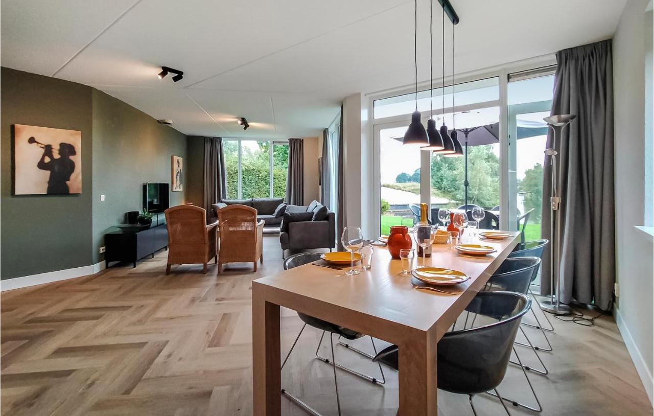Beautiful Home In Vlagtwedde With House Sea View Dış mekan fotoğraf